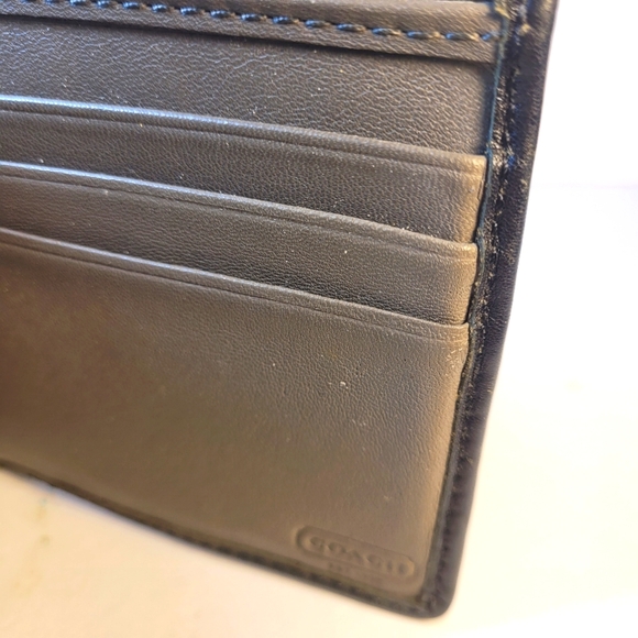 Mens Coach Wallet - Picture 4 of 5